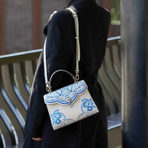 Embroidery Leather Blue Tote Bag Fortune Koi Fish Handbag - 图片 4