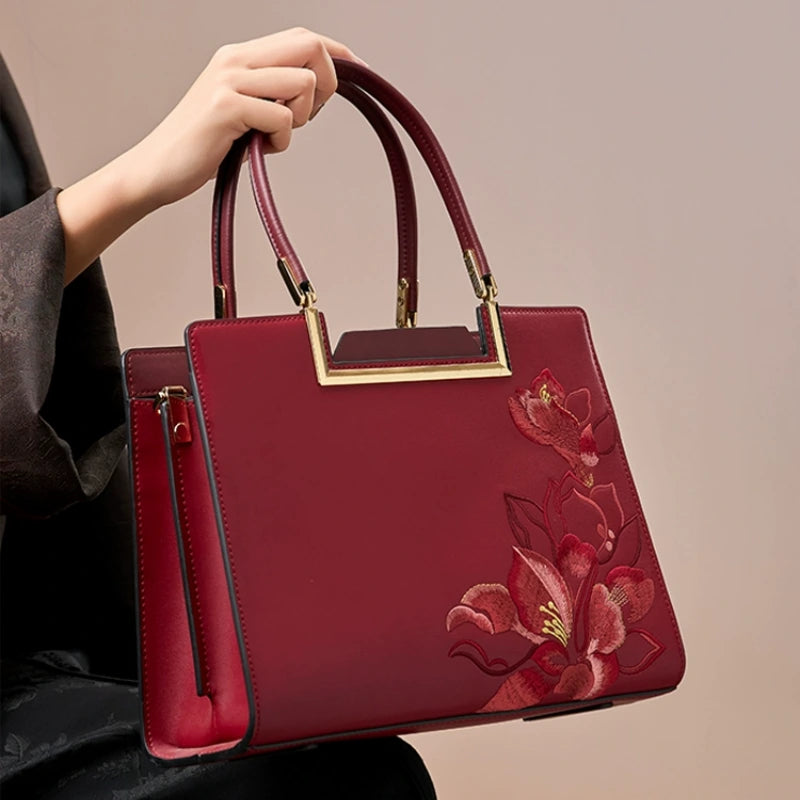 Sinocultural Embroidery Leather Red Tote Bag Magnolia Women's Handbag - 图片 3