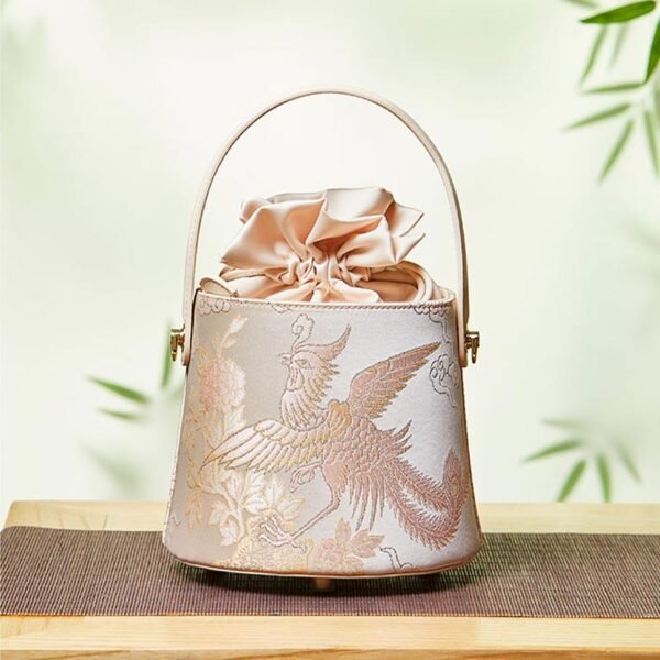 Brocade Jacquard Leather Drawstring Bucket Bag - 图片 3