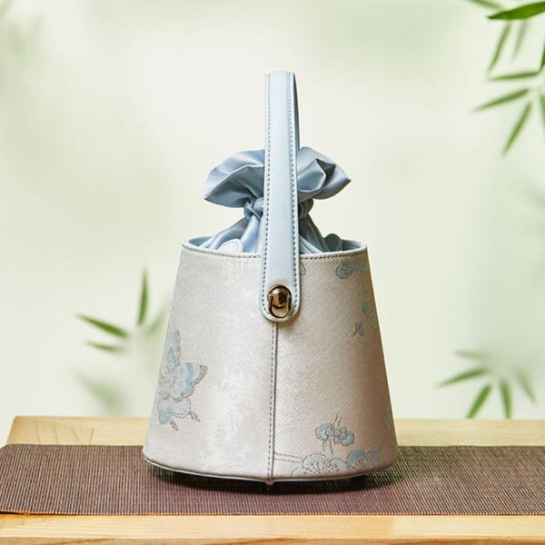 Brocade Jacquard Leather Drawstring Bucket Bag - 图片 4