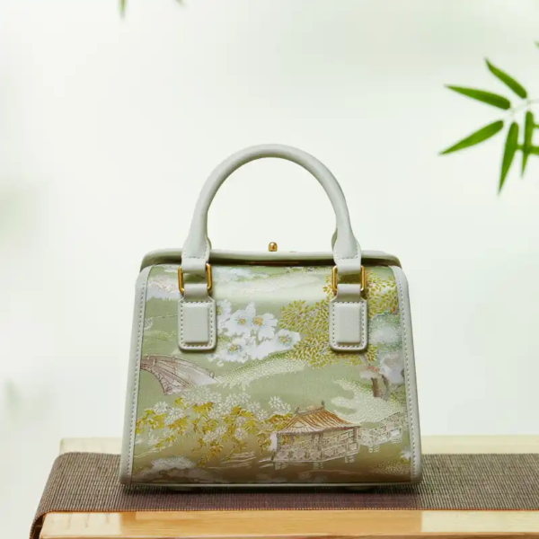 Chinese Painting Mulberry Silk Boston Bag Luxury Handbag - 图片 3