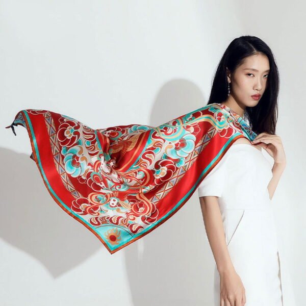 Mulberry Silk 16 Momme Dunhuang Deer Silk Scarf 90x90cm - 图片 3