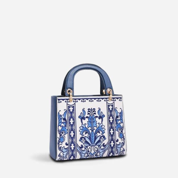 Handcrafted Embroidery Leather Handbag Blue and White Porcelain - 图片 12