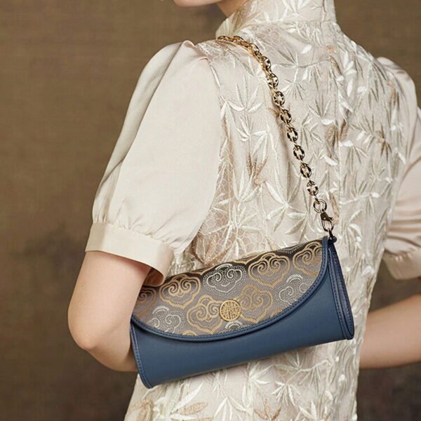 Embroidery Leather Clutch Bag Auspicious Cloud Designer Handbag - 图片 2