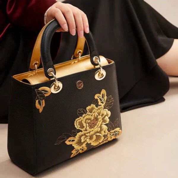 Embroidery Leather Black Lady Bag Gold Peony Luxury Handbag - 图片 3