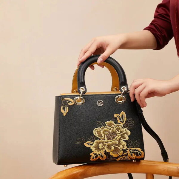 Embroidery Leather Black Lady Bag Gold Peony Luxury Handbag - 图片 6