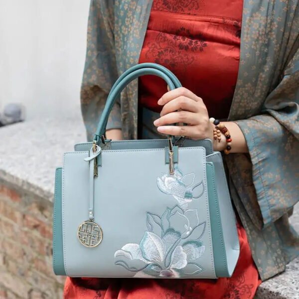 Embroidery Leather Magnolia Crossbody Tote Bag Women Handbag - 图片 2