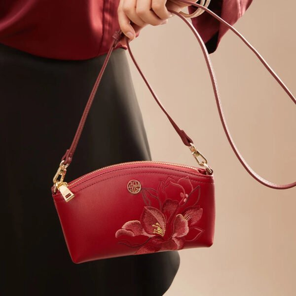 Embroidery Leather Red Magnolia Women's Handbag Wallet - 图片 3