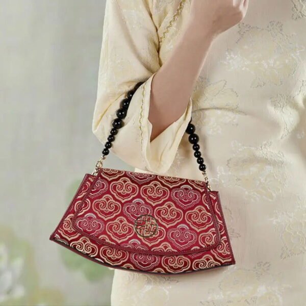 Embroidery Leather Single Shoulder Underarm Bag Auspicious Cloud - 图片 2