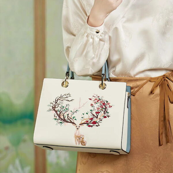 Embroidery Leather Tote Crossbody Bag Tricolor Deer - 图片 3