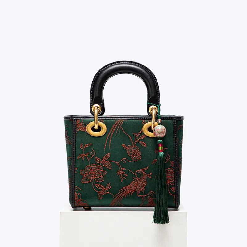 Xiangyunsha Silk Green Retro Cowhide Handbag with Pendant - 图片 13