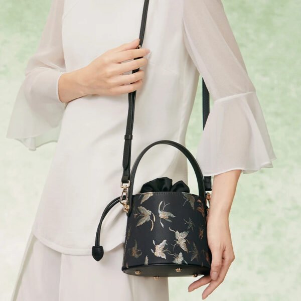 Brocade Black Bucket Bag Designer Butterfly Handbag - 图片 5