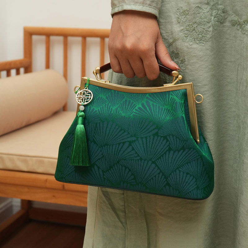 Mulberry Silk Green Pine Leaf Vintage Kiss Lock Clasp Bag - 图片 3