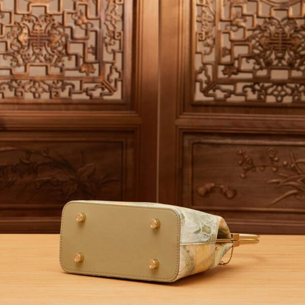 Mulberry Silk Luxury Light Green Kiss Lock Clutch Bag - 图片 6