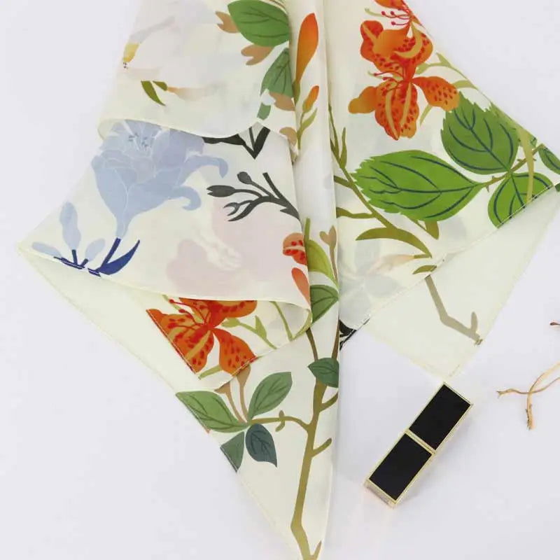 National Museum Floral Silk Square Scarf Four Seasons 53 x 53 cm - 图片 4