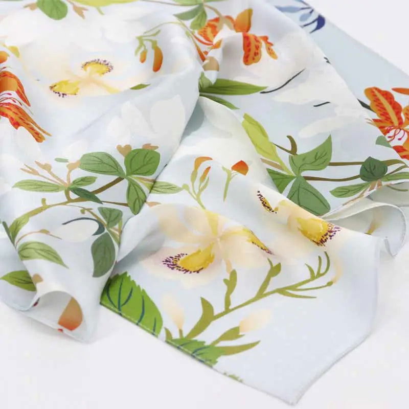 National Museum Floral Silk Square Scarf Four Seasons 53 x 53 cm - 图片 7