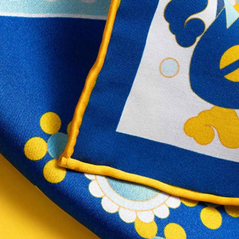 14 Momme Mulberry Silk Square Scarf Phoenix Crown 63x63cm - 图片 6