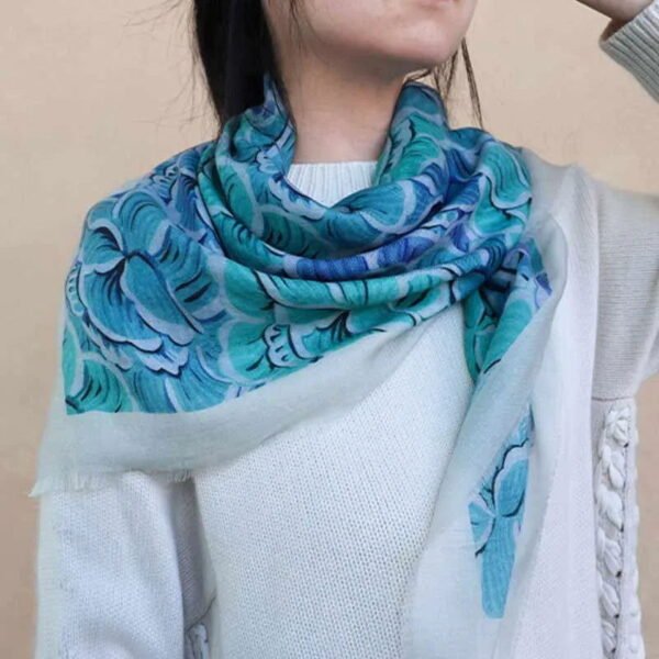 100% Wool Winter Square Scarf Elegant Peony 100x100cm - 图片 3